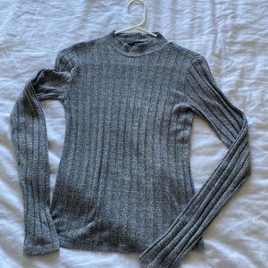 Mock neck long sleeve